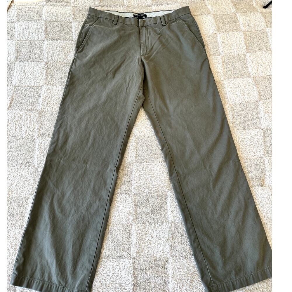 Banana Republic Men’s Pants Dawson Chino High Quality Color Toupe Size 33 x 32